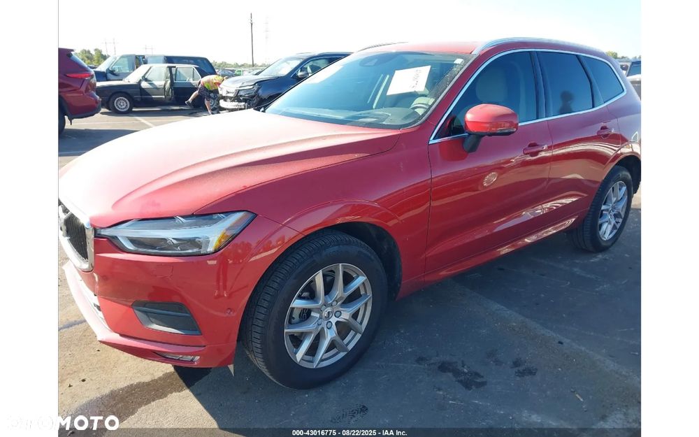 Volvo XC 60 T5 AWD Momentum - 3