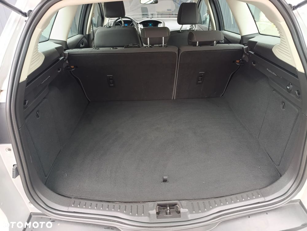 Ford Focus 1.6 TDCi DPF Titanium - 20