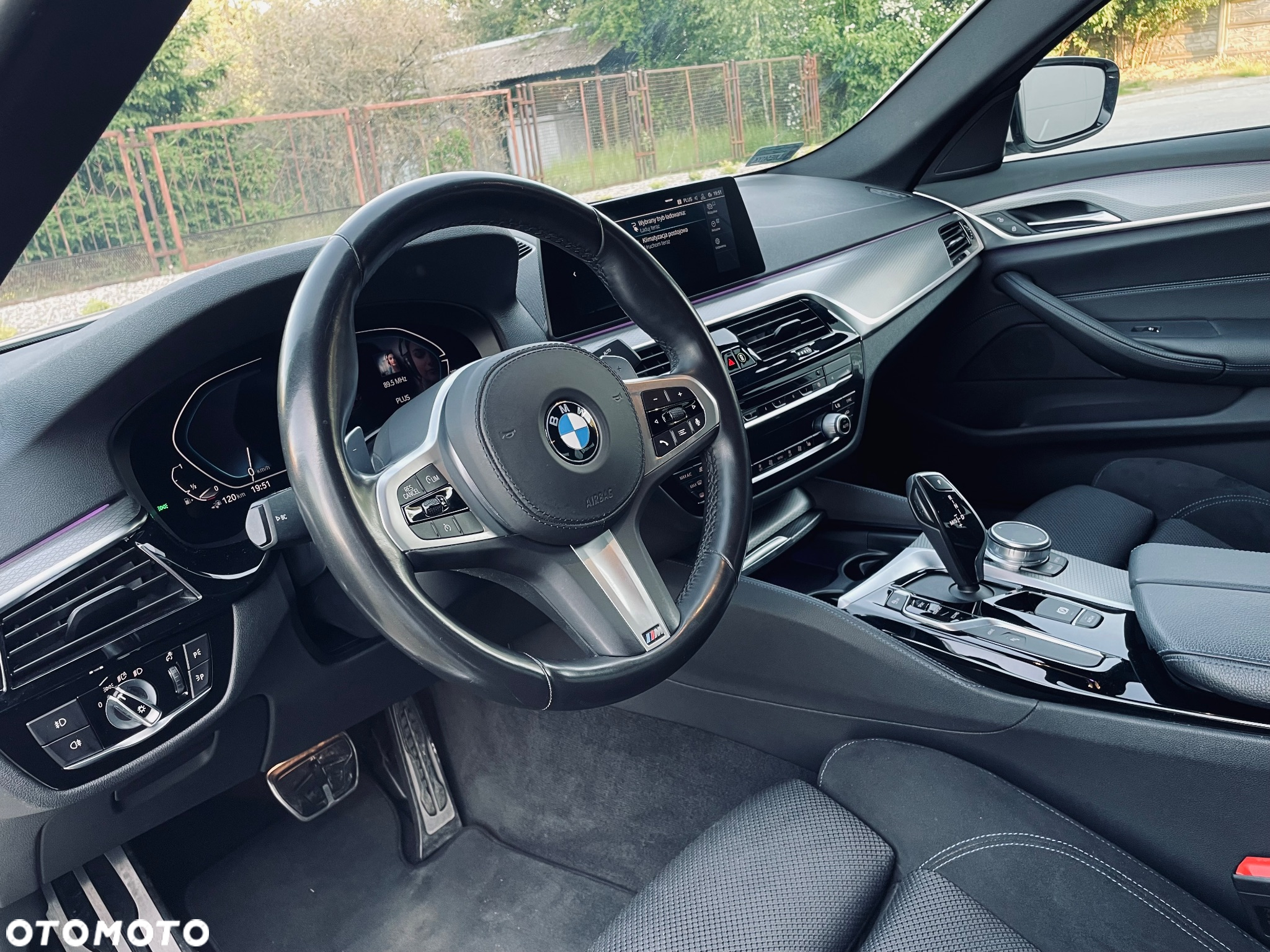BMW Seria 5 530i xDrive M Sport sport - 12
