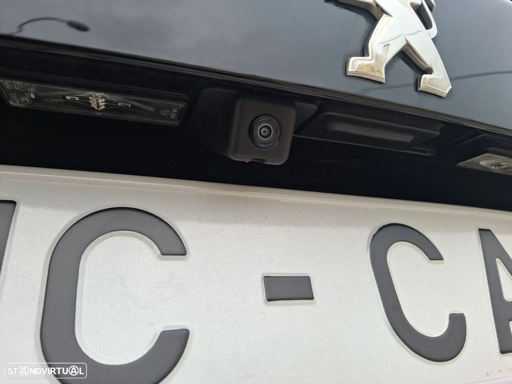 Peugeot 2008 1.2 PureTech GT Line - 55