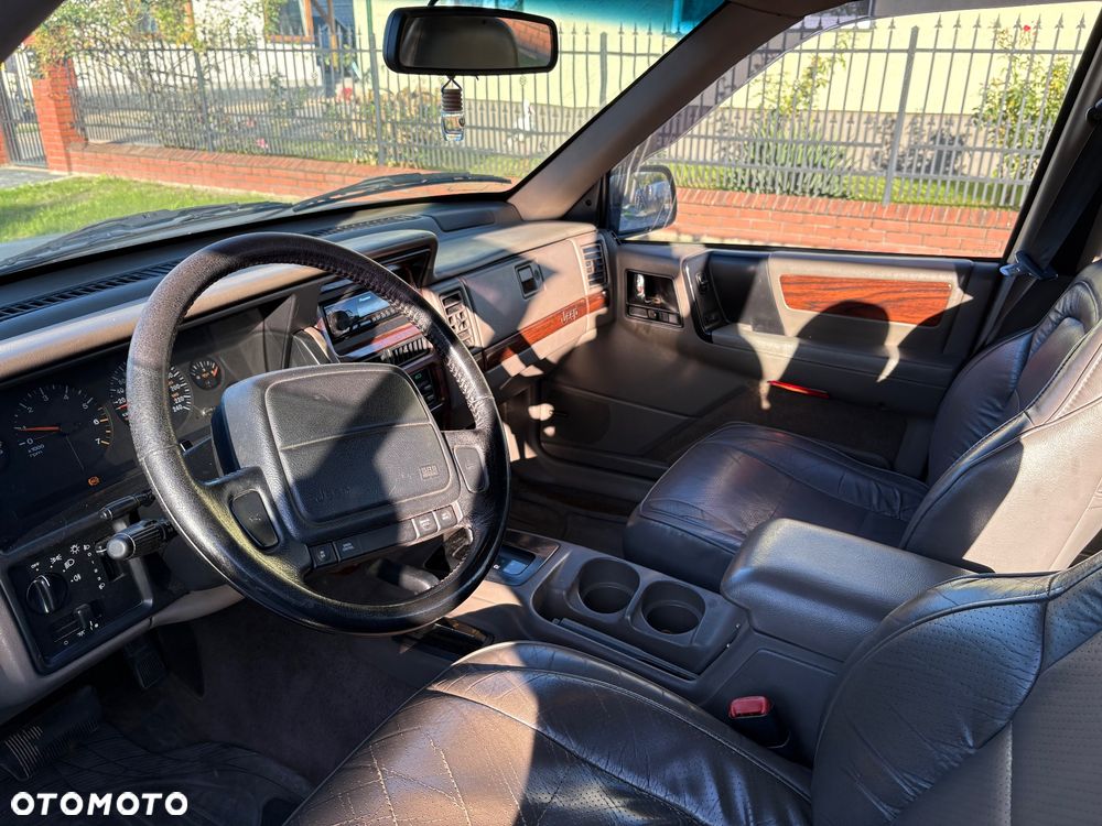 Jeep Grand Cherokee 5.2 Limited - 12