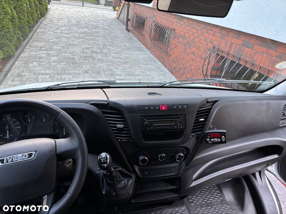 Iveco DAILY 35C13 - 12