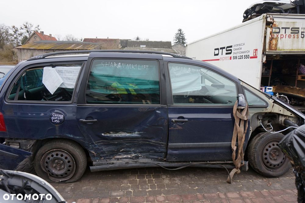 VOLKSWAGEN SHARAN I MK1 LIFT 7M9 2009 LA5G 2.0 8V ATM 115KM KZY GRANATOWY na części - 6