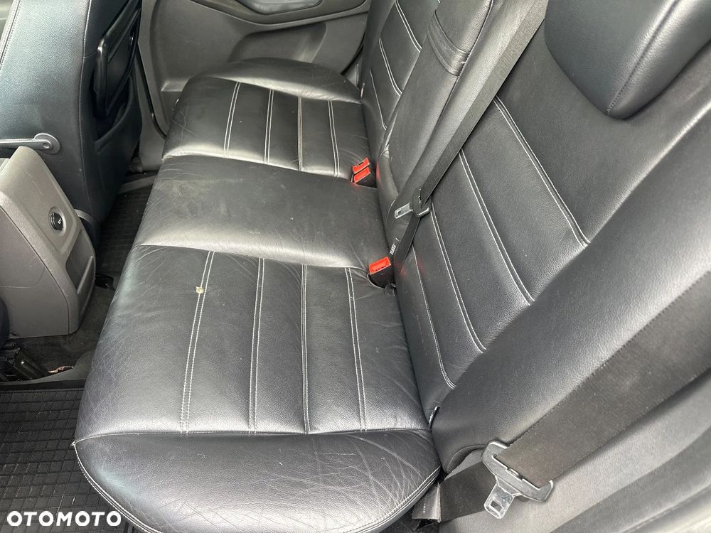 Ford Kuga 2.0 TDCi Titanium FWD - 25