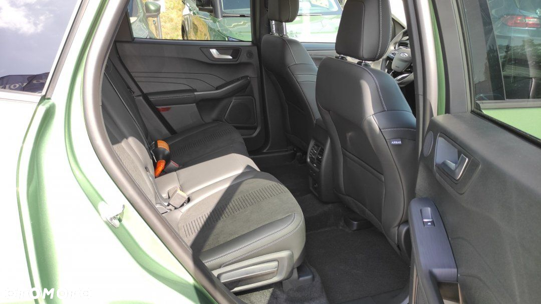 Ford Kuga - 11