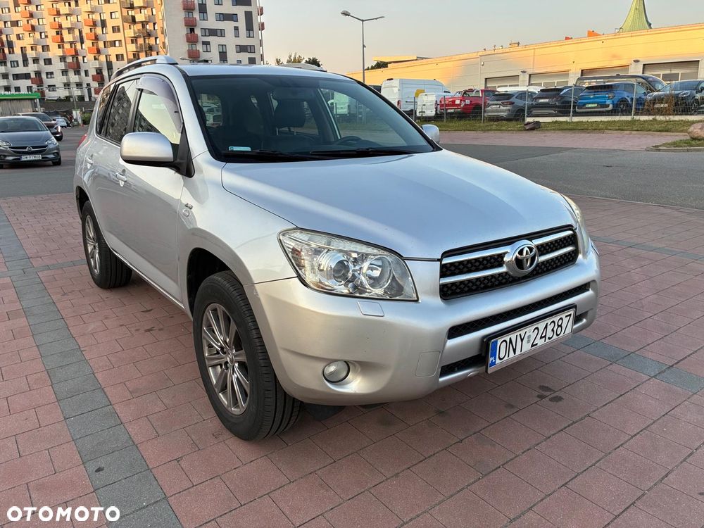Toyota RAV4 2.2 D-4D Prestige - 10