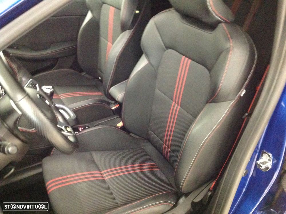 Renault Clio 1.0 TCe RS Line - 16