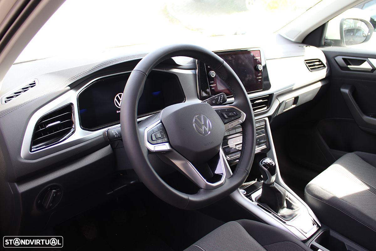 VW T-Roc 1.0 TSI Urban - 4