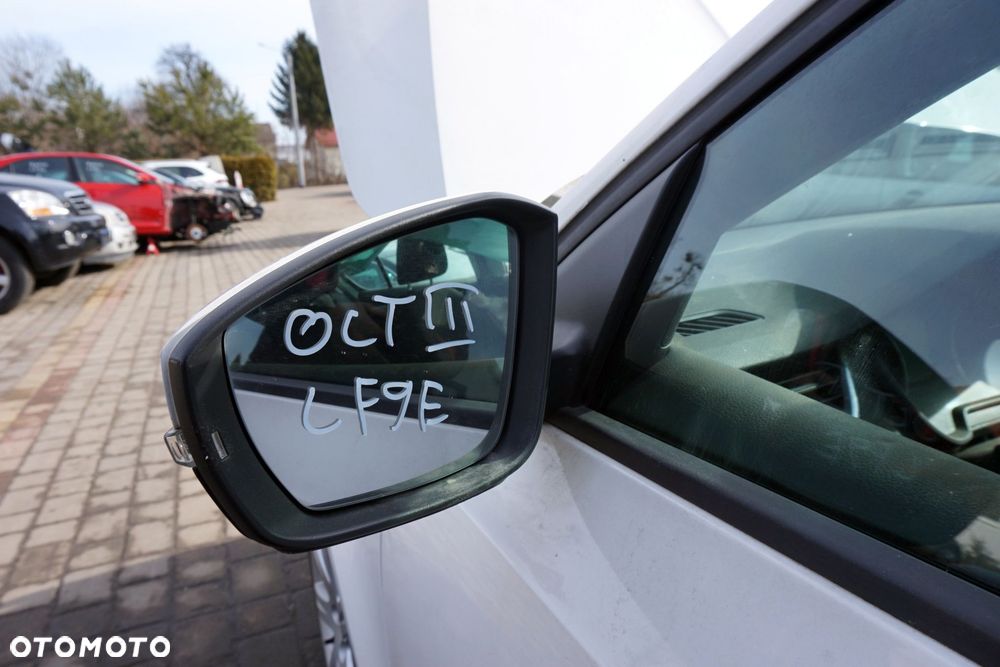 LUSTERKO ELEKTRYCZNE LEWE OCTAVIA III 5E3 LF9E 5E1857507N BIAŁY SKODA 2012-2016 - 3