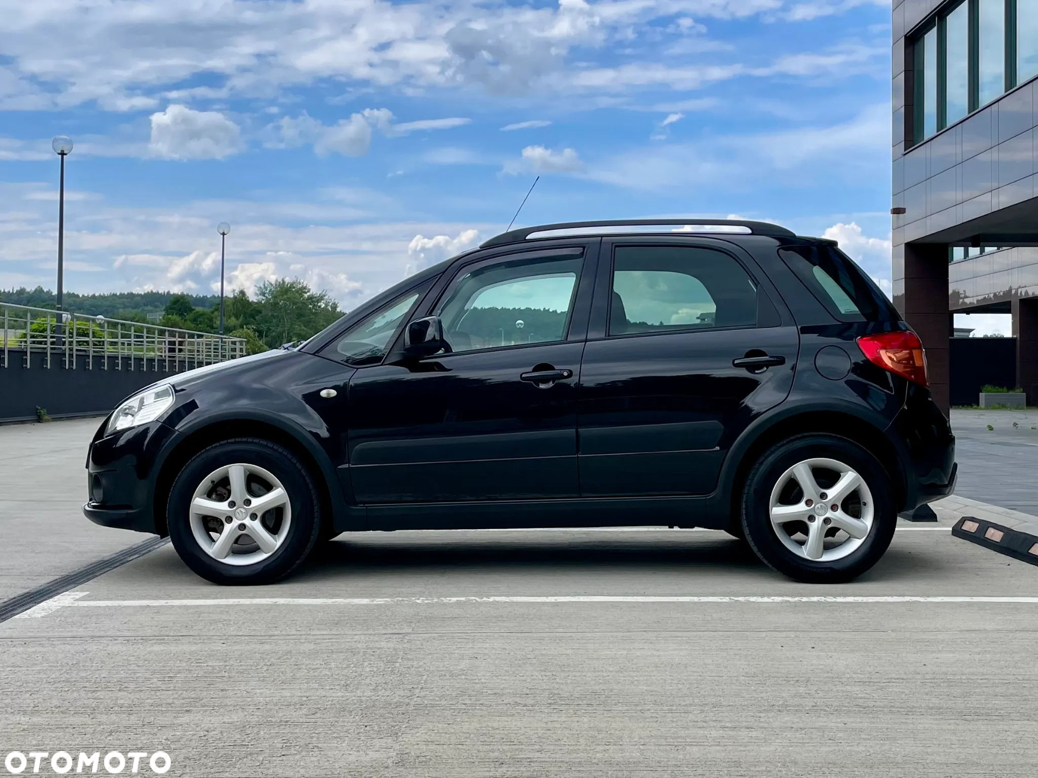 Suzuki SX4 - 4