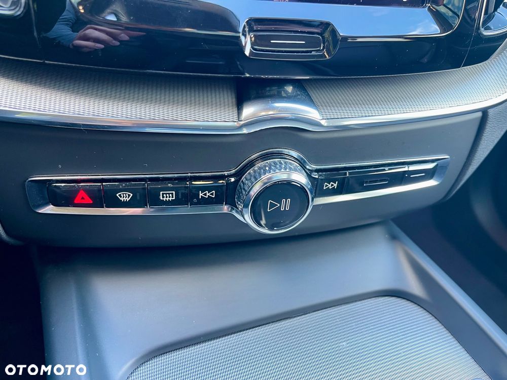 Volvo XC 60 T6 Plug-In Hybrid AWD Inscription - 21