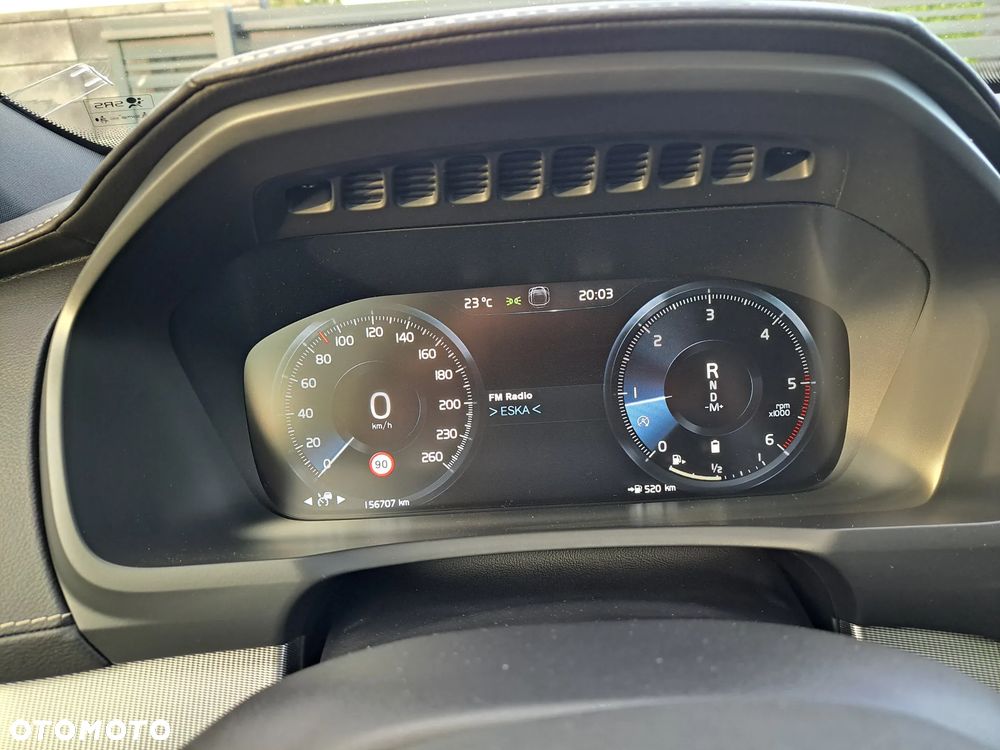 Volvo XC 90 B5 D AWD R-Design 7os - 34