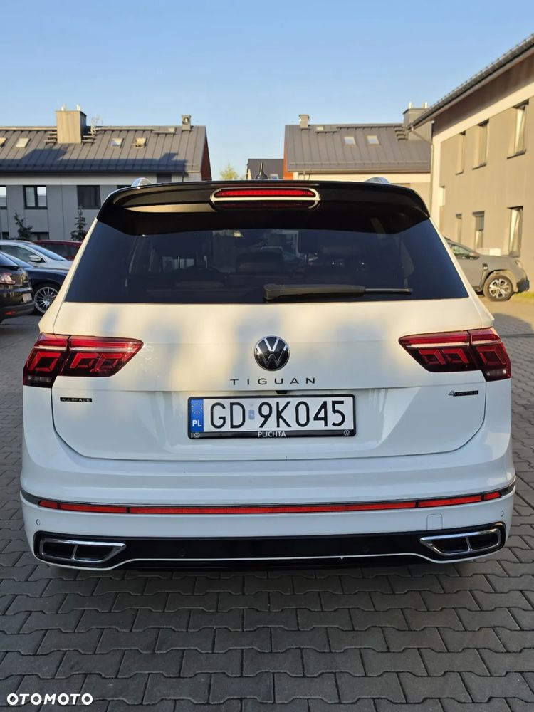 Volkswagen Tiguan Allspace 2.0 TSI 4Mot R-Line DSG - 2