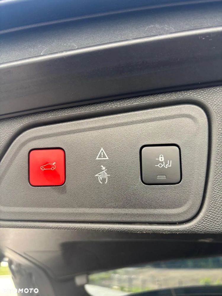 Peugeot 3008 BlueHDi 180 Stop & Start EAT8 GT - 11