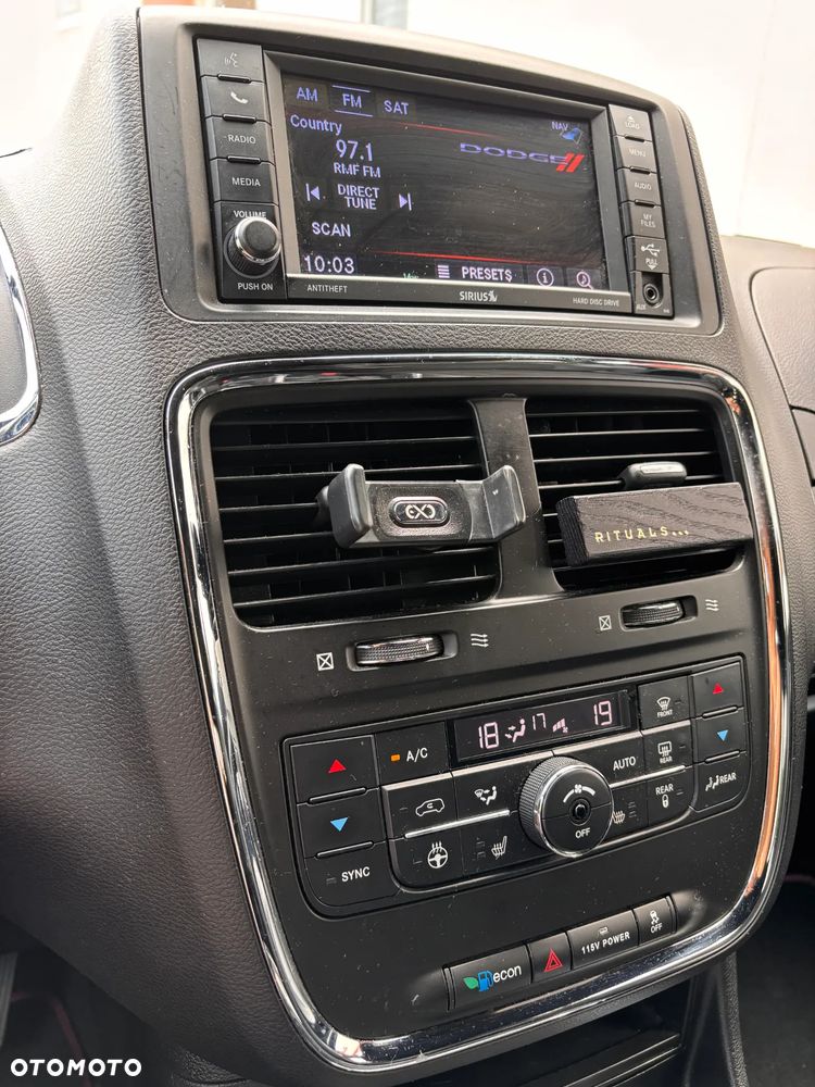 Dodge Grand Caravan 3.6 R/T - 12