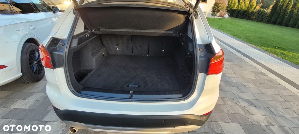 BMW X1 sDrive18d Sport Line - 15