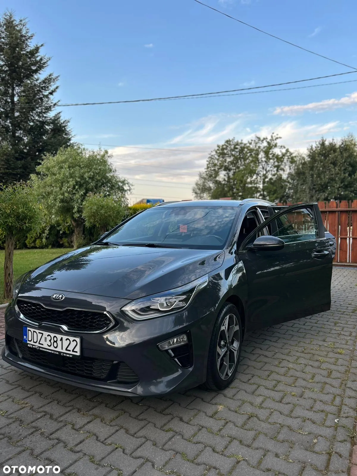 Kia Ceed 1.6 CRDi SCR L Business Line Plus DCT - 11
