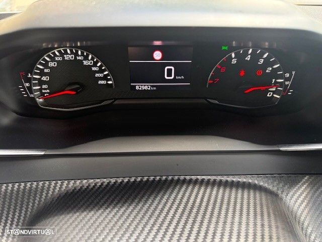 Peugeot 2008 1.2 PureTech Active Pack - 9