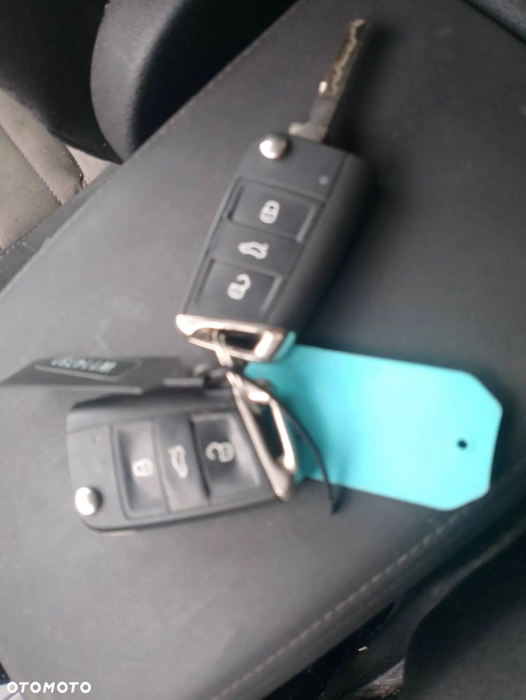 Volkswagen Touran 1.4 TSI BMT Comfortline DSG - 12