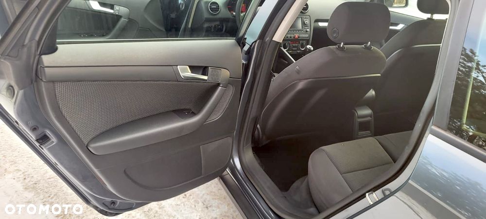 Audi A3 Sportback - 12