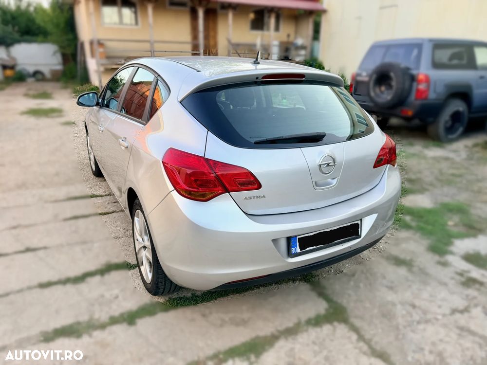 Opel Astra 1.6 - 2