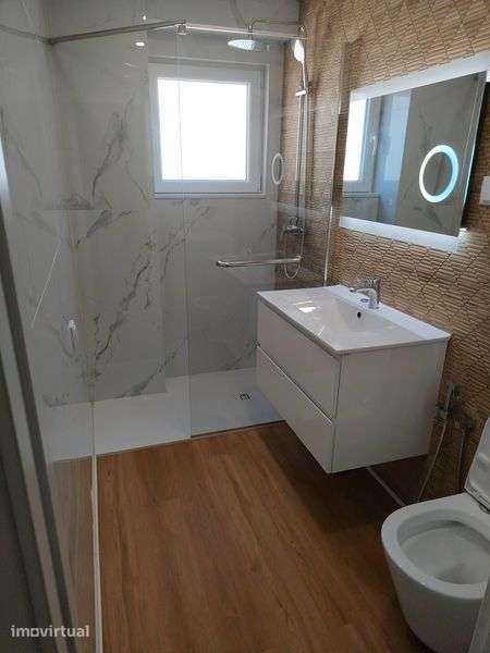 Apartamento T2+1 todo remodelado - Grande imagem: 4/8