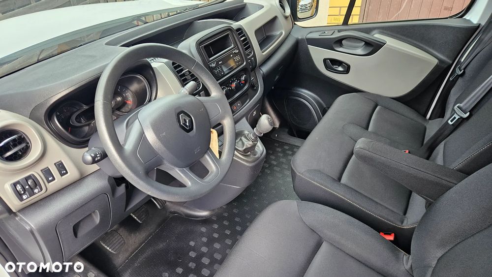 Renault TRAFIC - 11