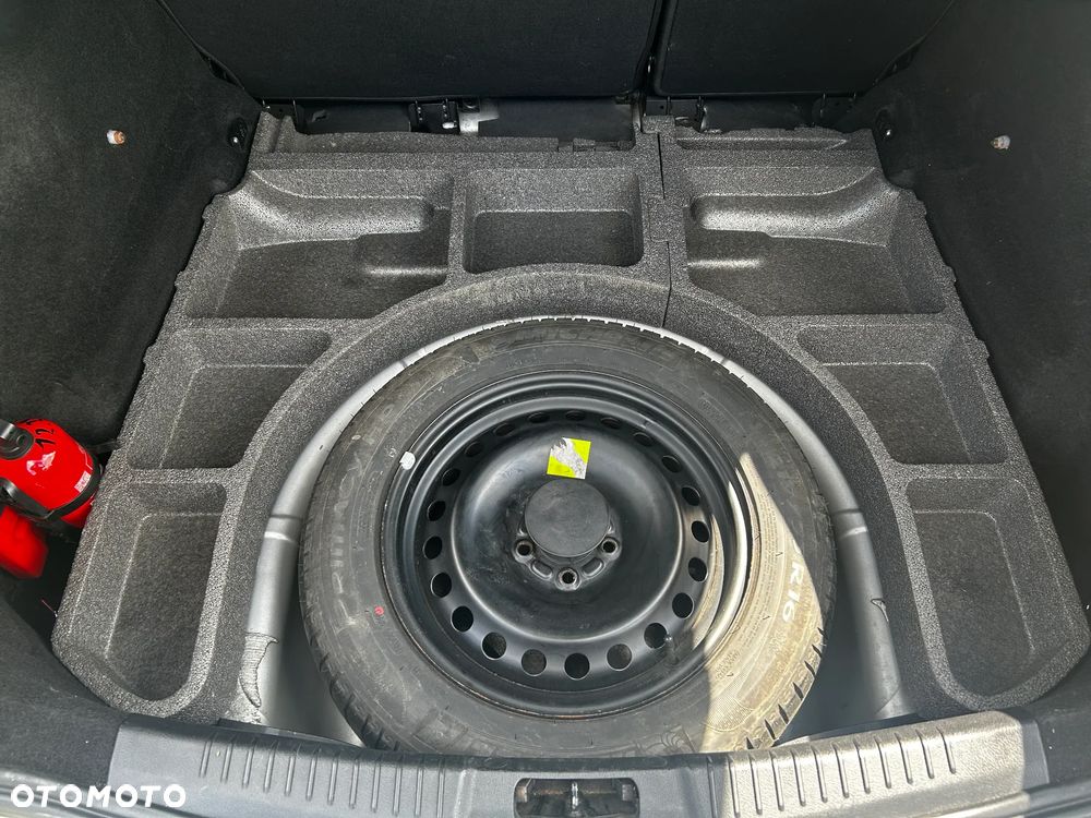 Ford Mondeo 2.0 TDCi Ambiente - 24