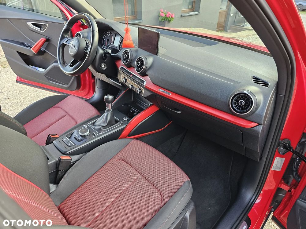 Audi Q2 - 18