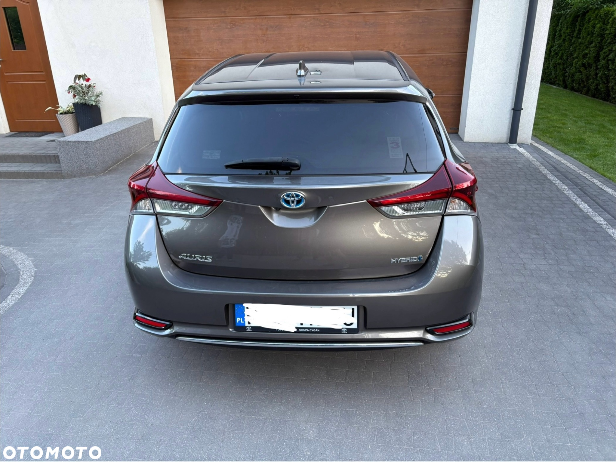 Toyota Auris Hybrid 135 Prestige - 4