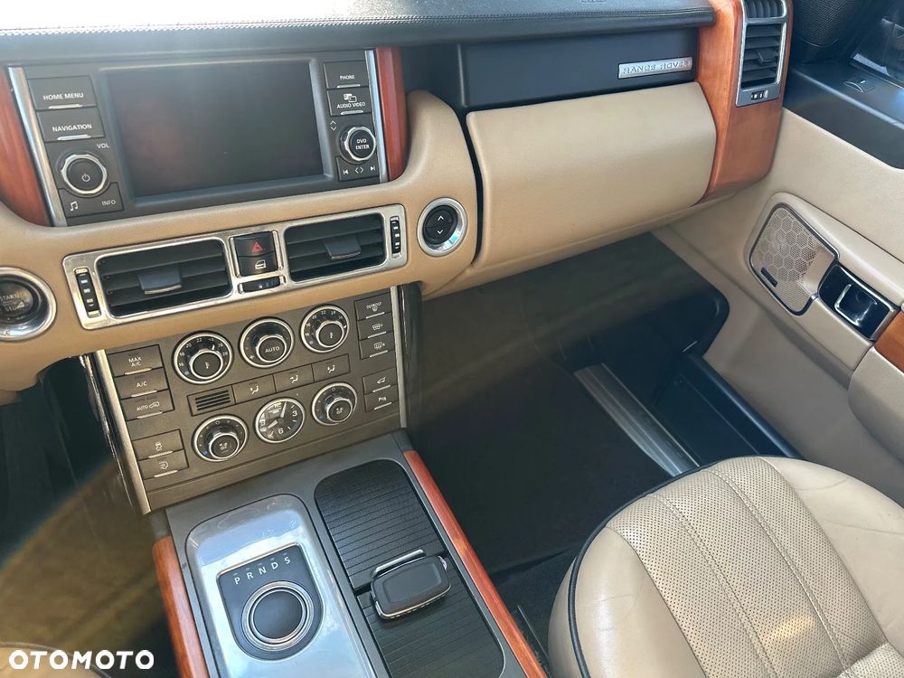 Land Rover Range Rover 4.4TD V8 Vogue - 24