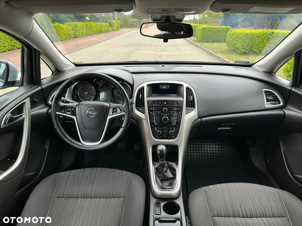 Opel Astra 1.4 T Sport - 11