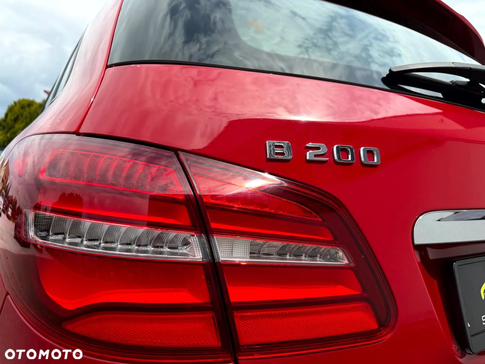 Mercedes-Benz Klasa B 200 7G-DCT Edition - 36