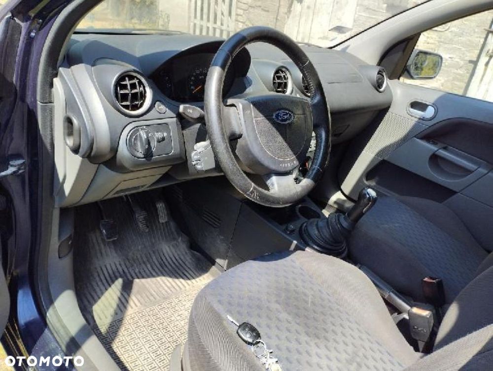Ford Fiesta 1.4 - 6