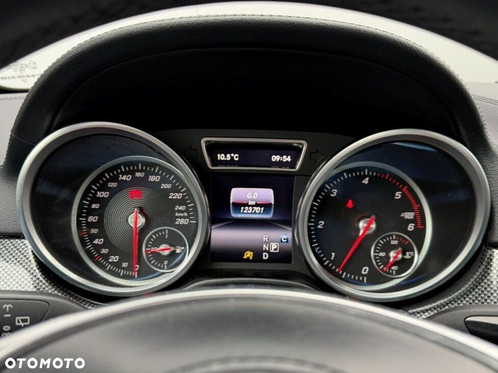 Mercedes-Benz GLS 350 d 4-Matic - 38