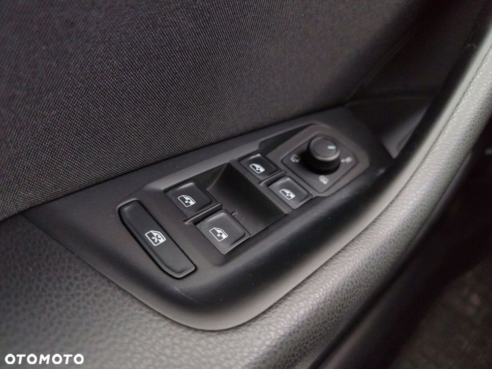 Volkswagen Passat 1.5 TSI EVO Business DSG - 19
