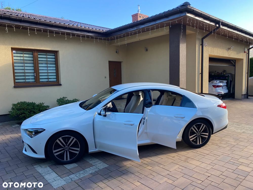 Mercedes-Benz CLA 250 4-Matic 7G-DCT - 3