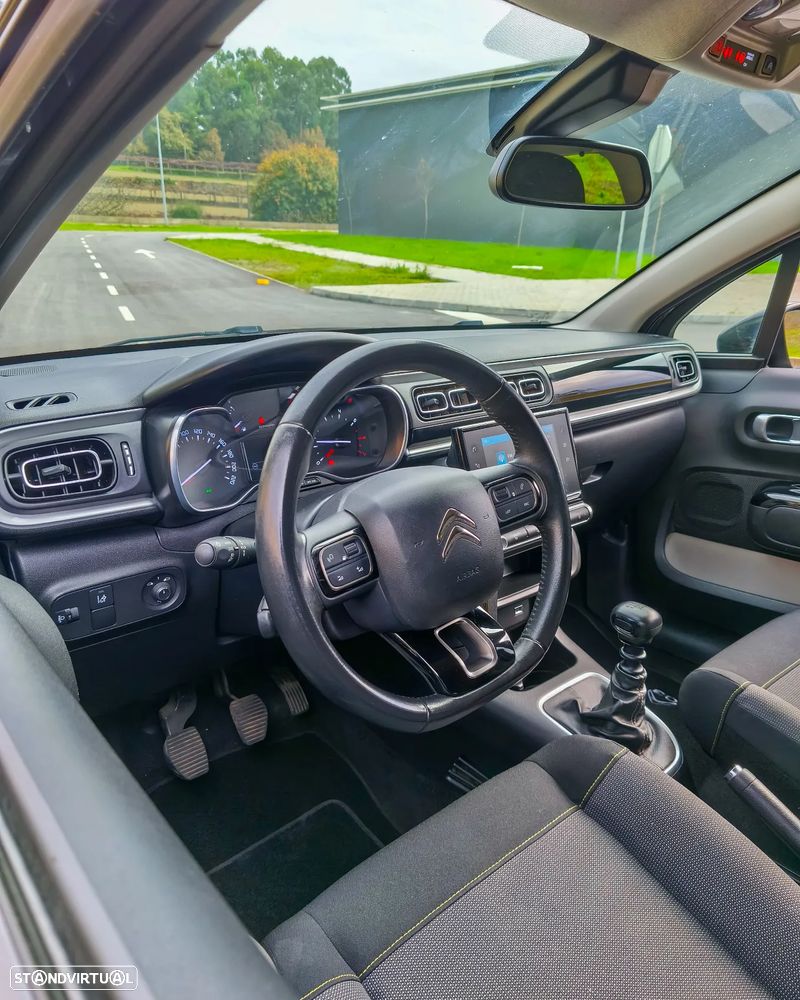 Citroën C3 1.2 PureTech Shine - 9