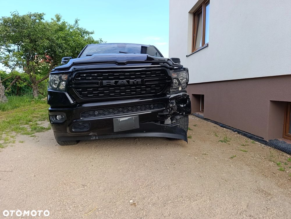 RAM 1500 - 10
