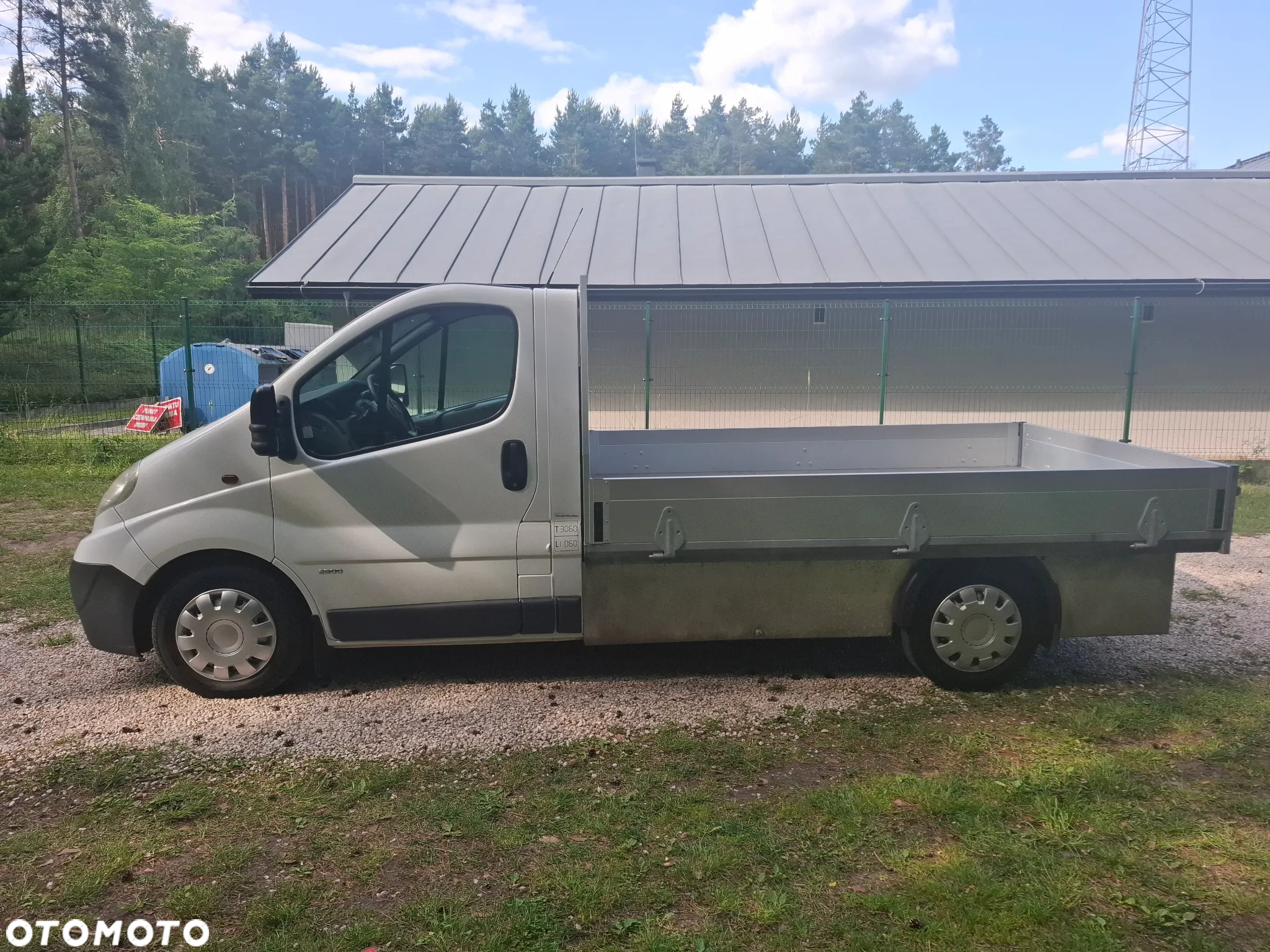 Opel Vivaro - 12
