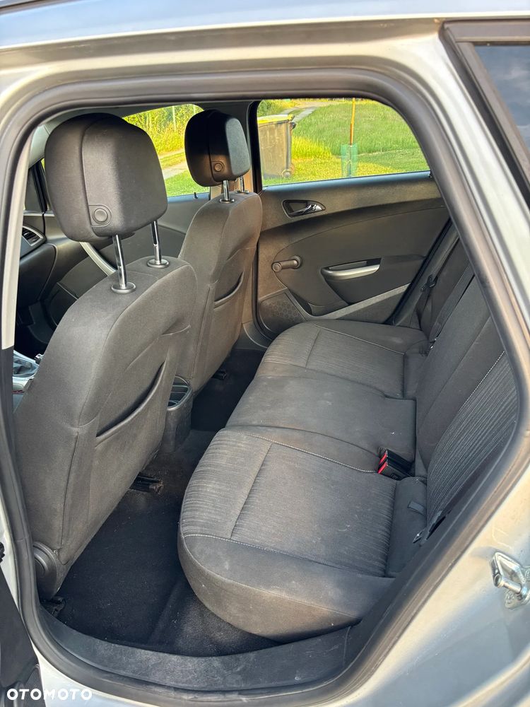 Opel Astra - 30