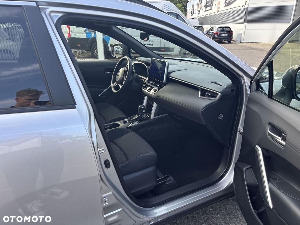 Toyota Corolla Cross 2.0 Hybrid Style - 13