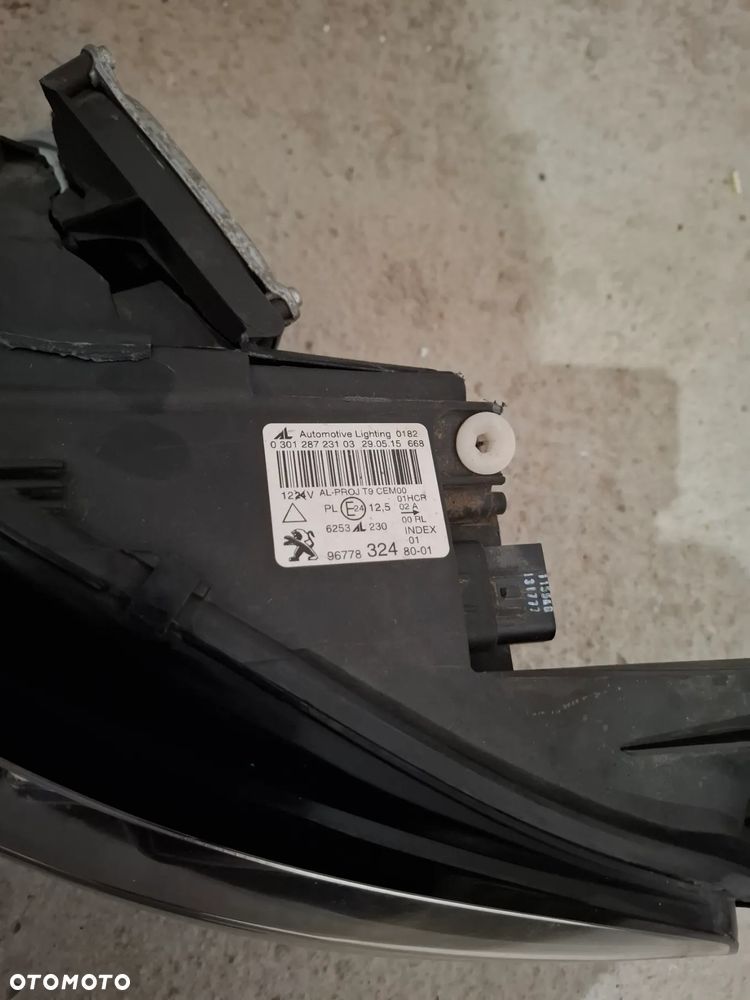 Lampa lewa przednia Peugeot 308 T9 030128723103 - 4