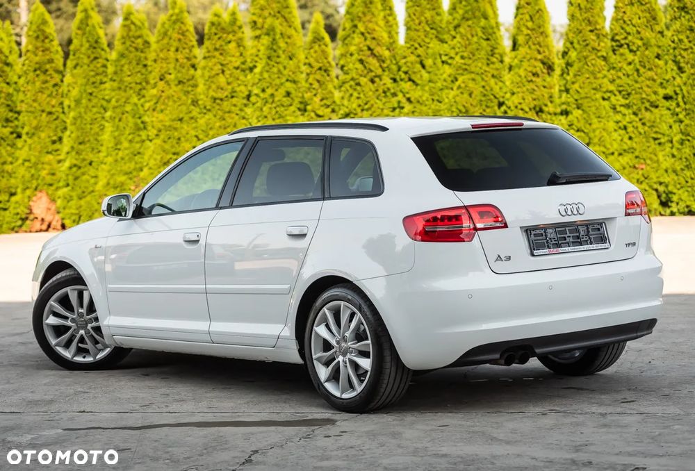 Audi A3 Sportback 1.4 TFSI S line Sportpaket - 9