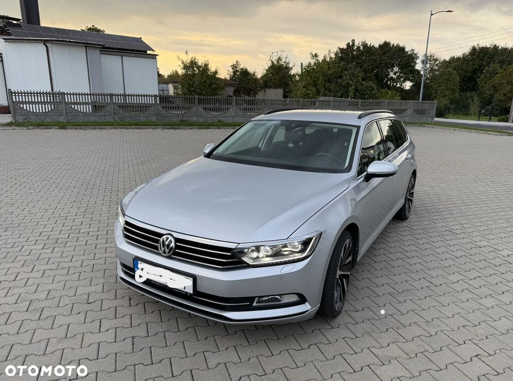 Volkswagen Passat - 11