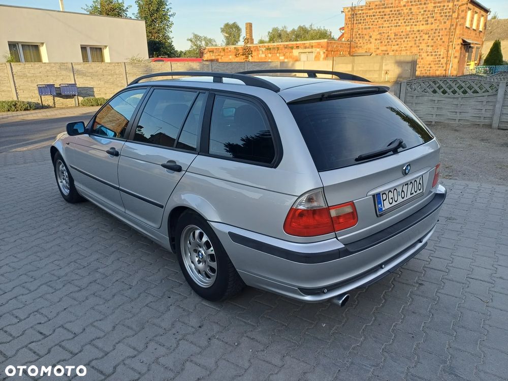 BMW Seria 3 318i Edition Exclusive - 5