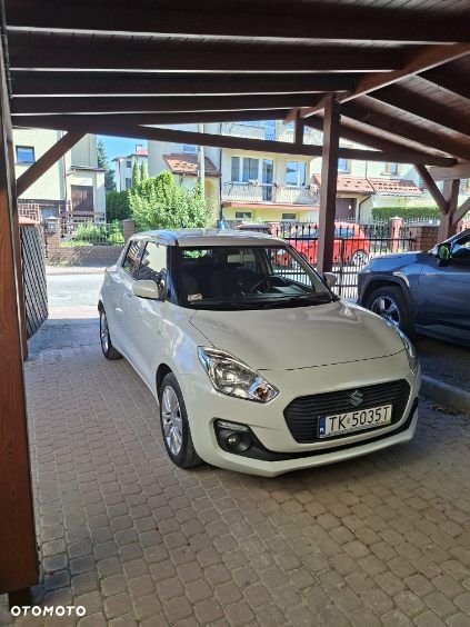 Suzuki Swift 1.2 Premium Plus - 2