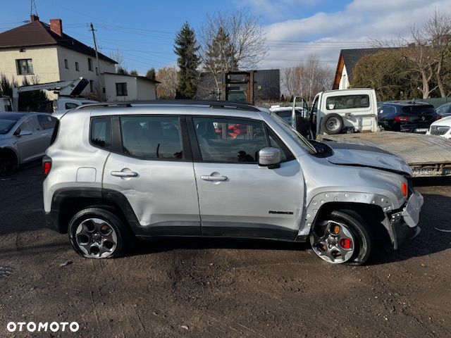 Jeep Renegade - 14