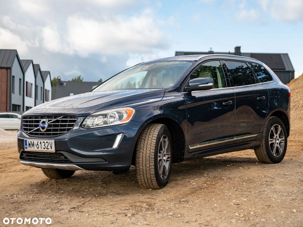 Volvo XC 60 T6 AWD Momentum - 10