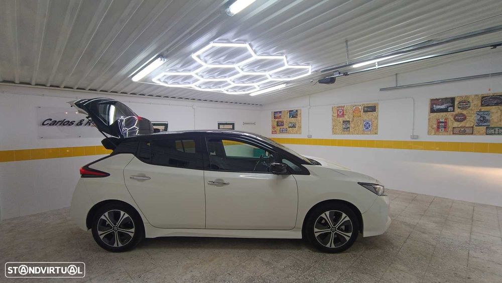 Nissan Leaf N-Connecta - 10
